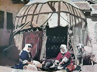 EMİRDAĞ AĞITLARI VE İKİ AVŞAR AĞIDI